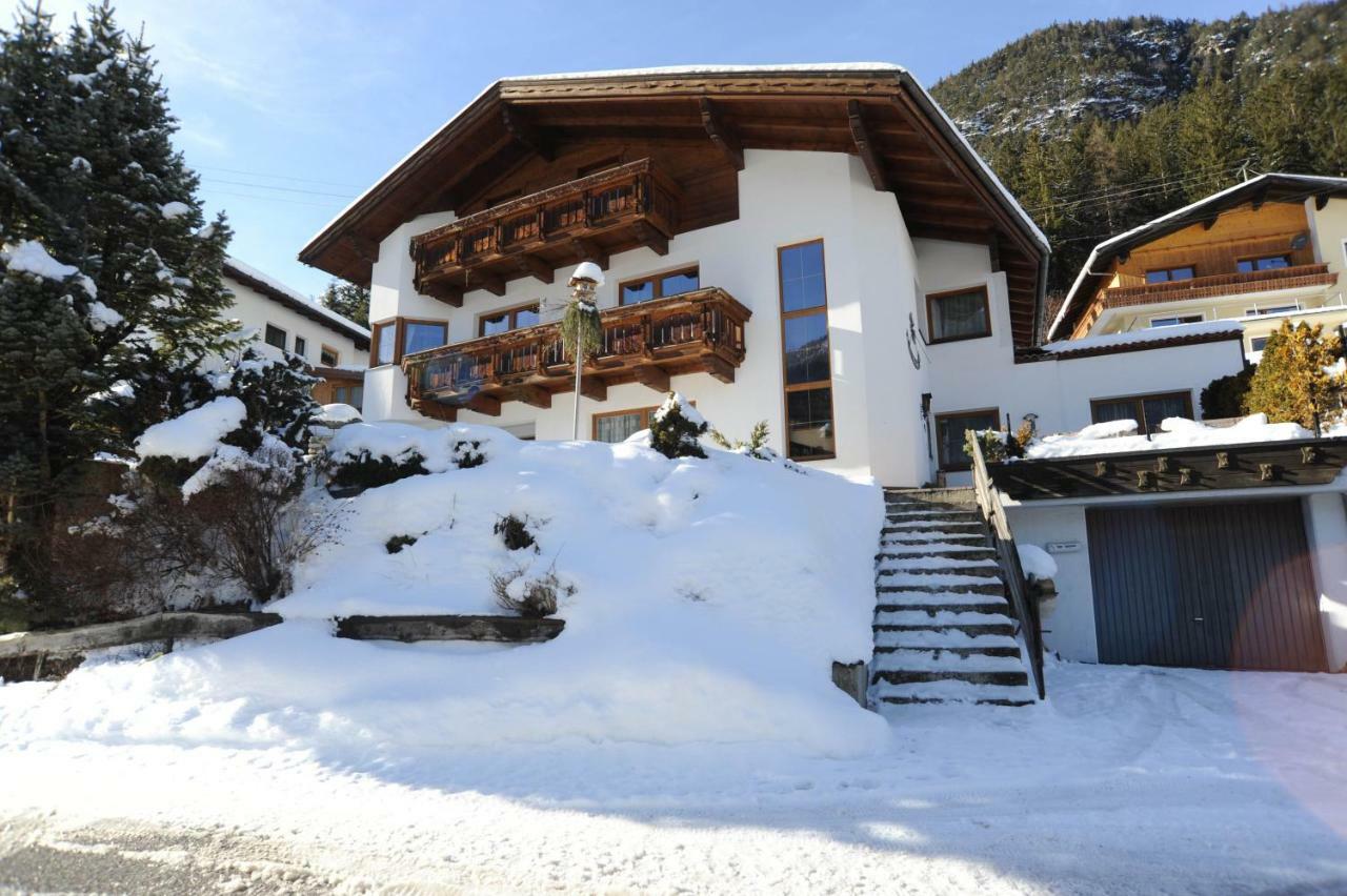 Ferienwohnung Bergler Trins Extérieur photo